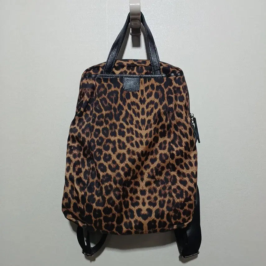 [BUNJANG] Leopard Print Women's Backpack / 호피무늬 여성 백팩 (26E160)