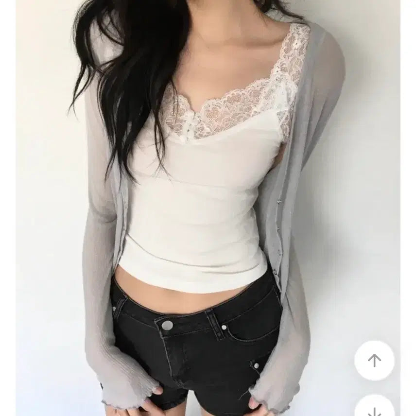 [BUNJANG] Muse Lace Button Sleeveless Top / 에이블리 레이스 나시 muse lace button sleeveless
