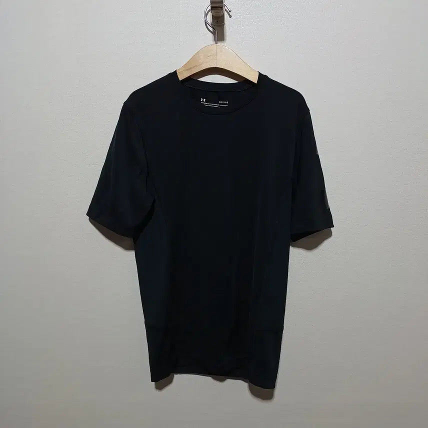 [BUNJANG] Under Armour Women's Short Sleeve T-Shirt Size L / 언더아머 여성 반팔 티셔츠 L (26A1530)