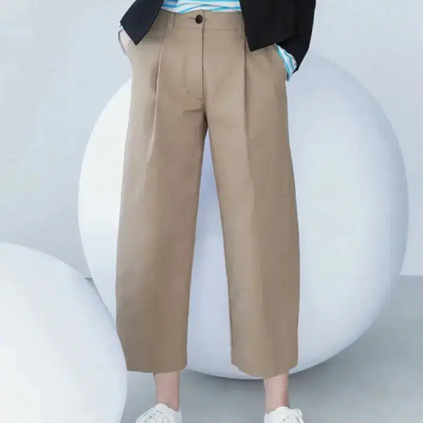 [BUNJANG] KUHO Signature Cotton Wide Pants Beige / 21년 구호플러스 KUHO 시그니처 코튼 턱 팬츠 베이지와이드면바지슬랙스