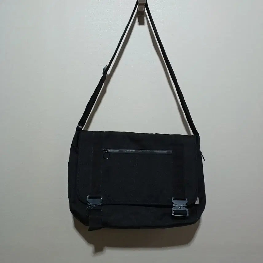 [BUNJANG] AGZD Gray Nylon Crossbody Messenger Bag / agzd gray 남성 크로스백 메신저백 (26E218)