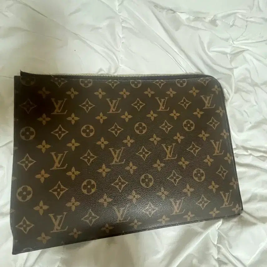 [BUNJANG] Louis Vuitton Monogram Clutch / 루이비통 모노그램 클러치