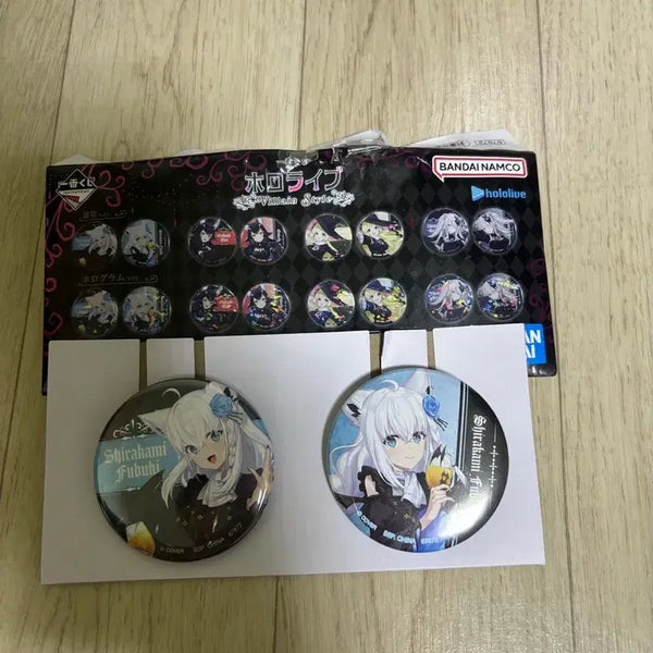 [BUNJANG] Hololive Shirakami Fubuki 2-Type Badge Set / 홀로라이브 시라카미 후부키 뱃지 2종