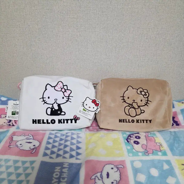[BUNJANG] Hello Kitty Velvet Pouch (White/Beige Brown) / 헬로키티 벨벳 파우치(화이트/베이지 브라운)
