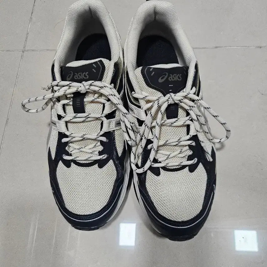 [BUNJANG] Asics Gel-Nandi 360 Cream Dark Olive 255mm / (1회 착용)아식스 젤 누노비키 크림 다크 올리브 255사이즈 팝니다.