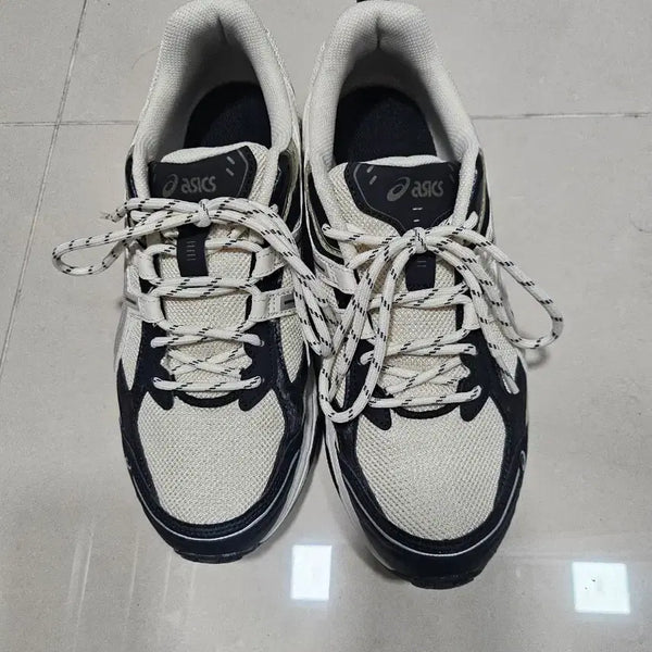 [BUNJANG] Asics Gel-Nandi 360 Cream Dark Olive 255mm / (1회 착용)아식스 젤 누노비키 크림 다크 올리브 255사이즈 팝니다.