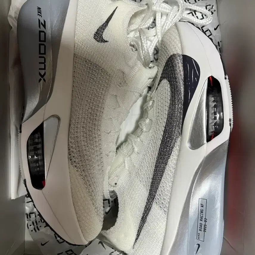 [BUNJANG] Nike Air Zoom Alphafly 3 Running Shoes / 나이키 에어줌 알파플라이3 런닝화 미사용A급 270