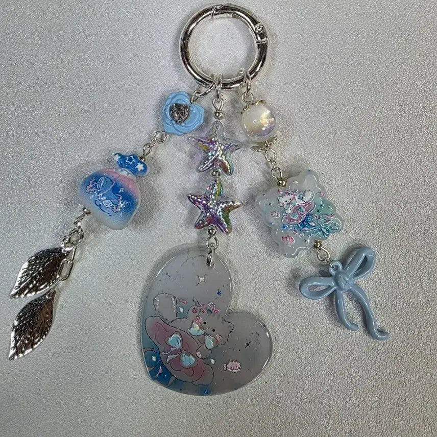 [BUNJANG] Charming Animal Charm Keychain with Heart, Star, Ribbon, and Leaf Ornaments / 주렁이키링