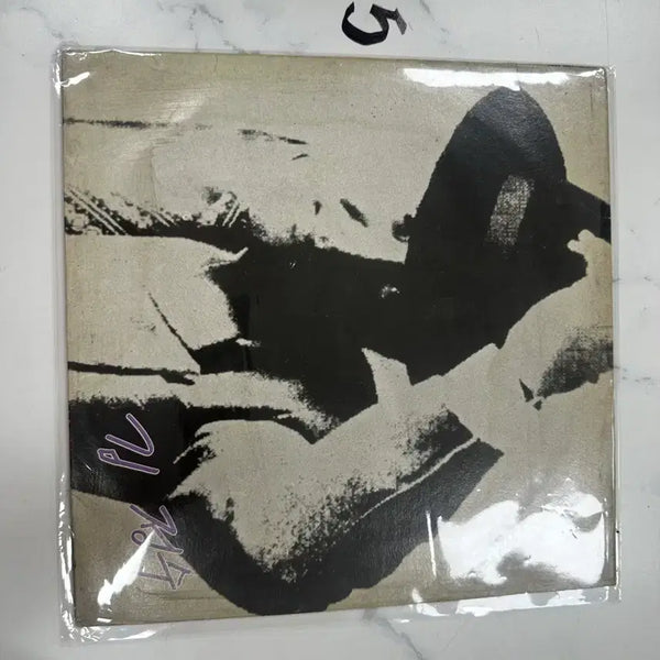 [BUNJANG] Kim Jung Soo 1990 Golden Hit LP 'Dangsin / Nae Maeum Dangsin Gyeoteuro' / **[가요 LP] 1990년 김정수 골든 명반 - 당신 / 내마음 당신