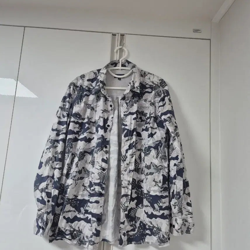 [BUNJANG] Discovery Men's Down Jacket Size 105 / 디스커버리 남성 난방 105 사이즈 판매합니다.