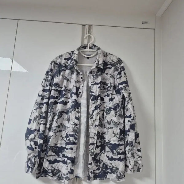 [BUNJANG] Discovery Men's Down Jacket Size 105 / 디스커버리 남성 난방 105 사이즈 판매합니다.