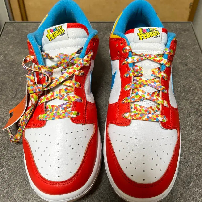 [BUNJANG] Nike LeBron James Fruity Pebbles Dunk Low QS Habanero Red / 나이키 르브론제임스 프루미티패블스덩크로우QS 하바네로레드팝니다