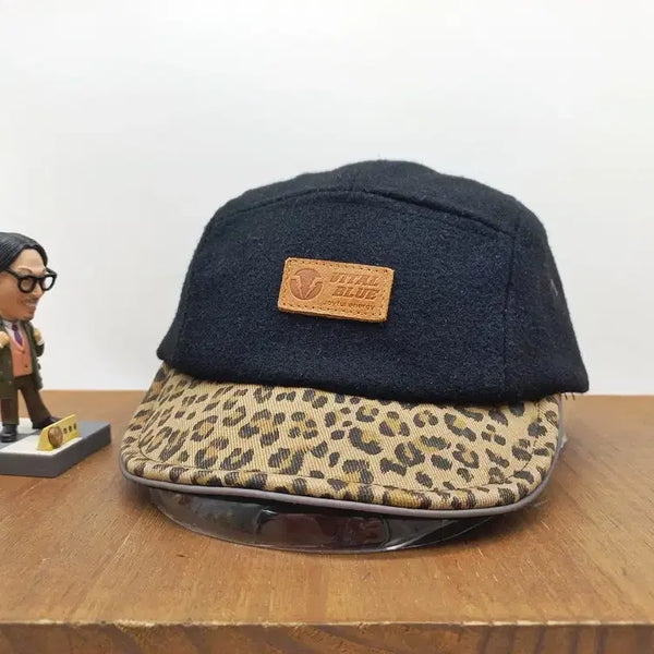 [BUNJANG] Vital Blue Leopard Short Brim Hat / 바이탈블루 희귀판 숏챙 모자 Vital Blue 레오파드 블랙