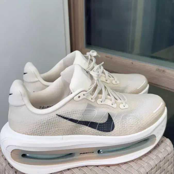 [BUNJANG] Nike Vomero Premium 270 Size / 나이키 보메로프리미엄  270사이즈