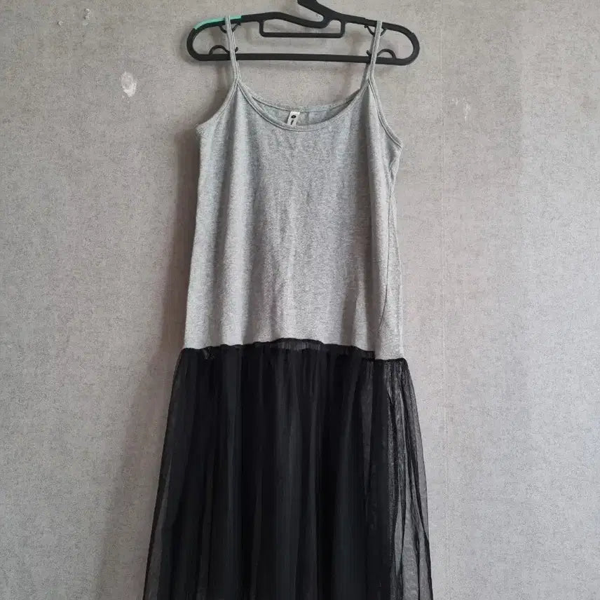 [BUNJANG] How Much! Layered Sleeveless Dress / [How Much!]레이어드 나시 원피스