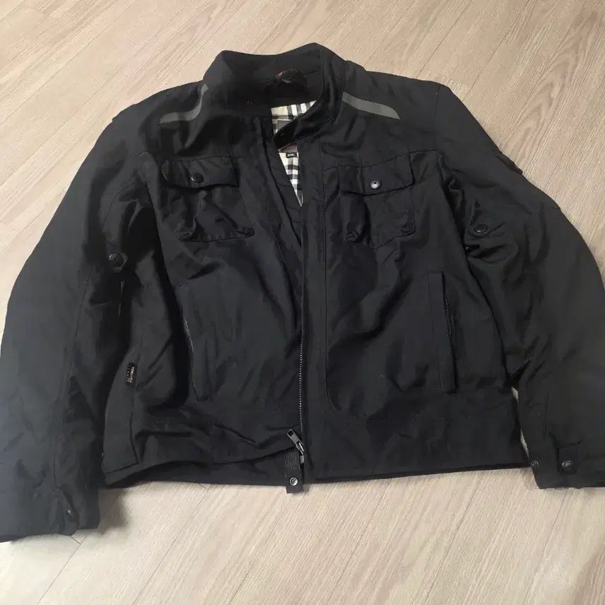 [BUNJANG] Burberry Black Jacket with Check Lining / 버버리 체크 안감 자켓 블랙