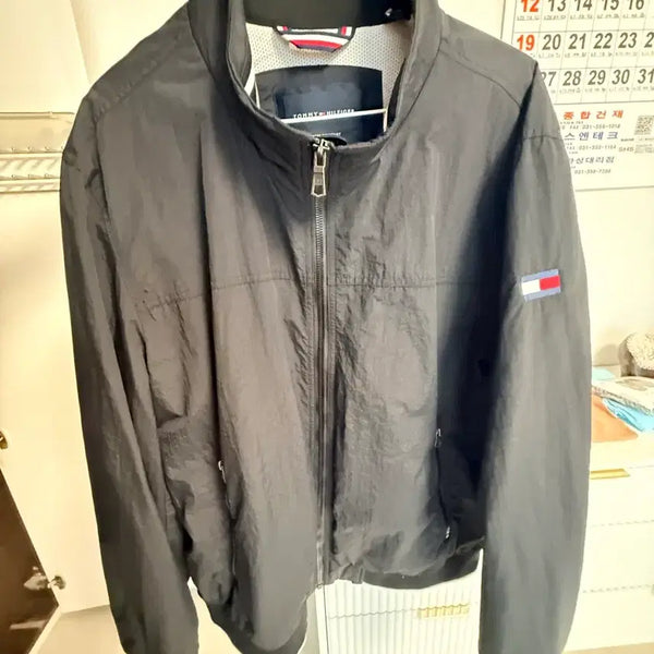 [BUNJANG] Tommy Hilfiger Navy Windbreaker Jumper Size 105 / 타미힐피거 바람막이 점퍼 네이비 105