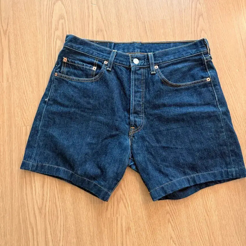 [BUNJANG] Levi's 501 Denim Shorts / 리바이스501 데님 반바지