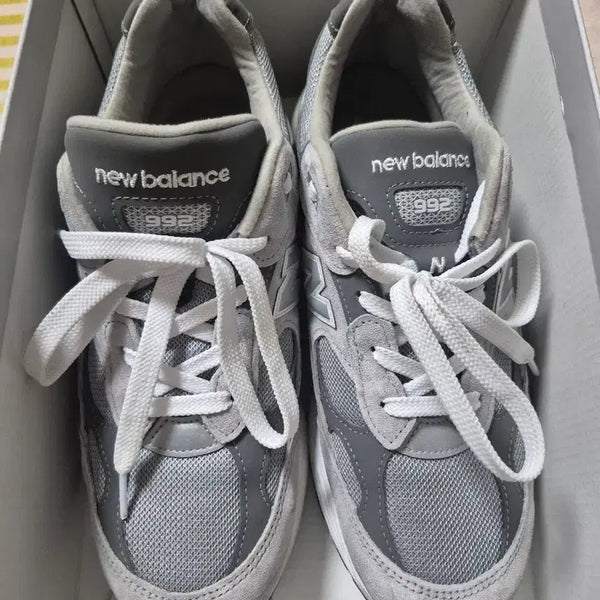 [BUNJANG] New Balance 992 USA Standard Sneakers / 뉴발란스992. 275.  USA D 스탠다드