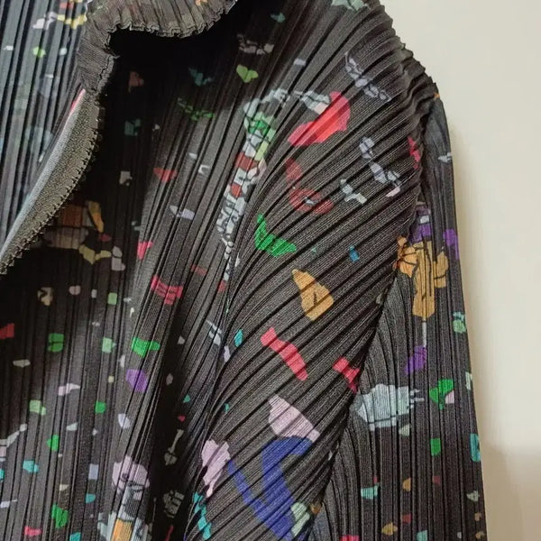 [BUNJANG] Pleated Hooded Zip-Up Jacket / 플리츠 후드집업