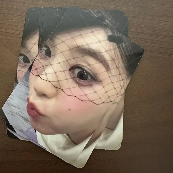[BUNJANG] Red Velvet Irene Biggestfan Random Trading Card / [판매] 레드벨벳 아이린 비기스트팬 랜덤 트레이딩 카드