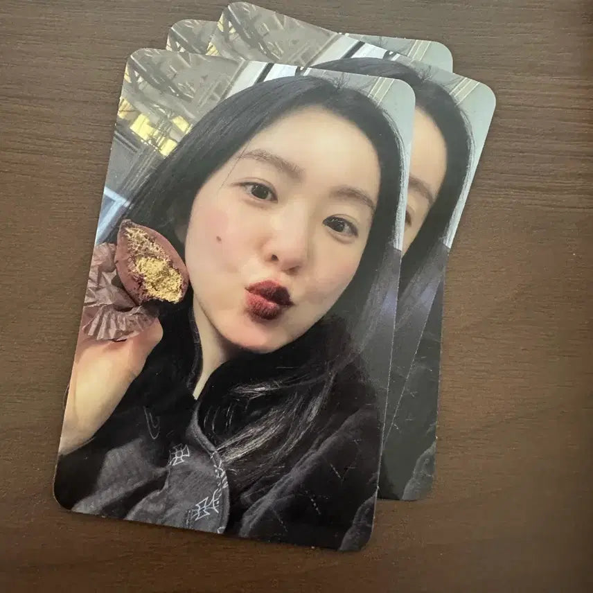 [BUNJANG] Red Velvet Irene BIGGESTFAN Random Trading Card / [판매] 레드벨벳 아이린 비기스트팬 랜덤 트레이딩 카드