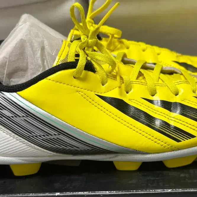 [BUNJANG] Adidas Football Boots Yellow Size 270mm / 아디다스 축구화 270mm 옐로우