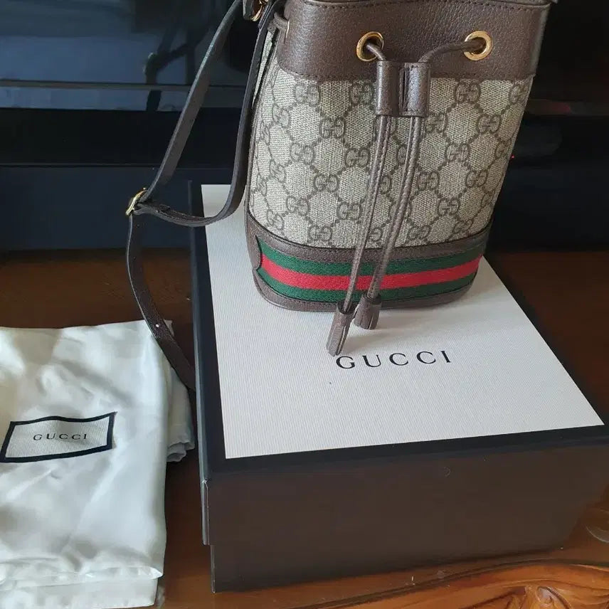 [BUNJANG] Gucci Ophidia GG Mini Bucket Bag / 구찌 오피디아 GG 버킷백 미니(정품)