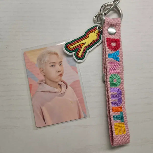 [BUNJANG] BTS J-Hope x Fila Collaboration Keychain & Photocard Set / 가격내림)방탄 제이홉 필라(FILA)콜라보