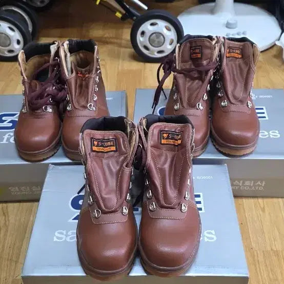 [BUNJANG] Safety Boots 240mm (Set of 3) / 안전화 3컬래 일괄 새거 240mm
