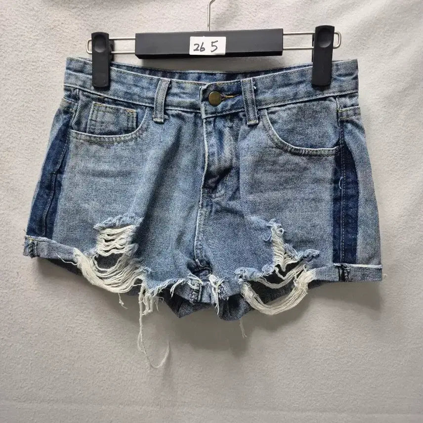 [BUNJANG] Distressed Denim Hot Shorts (Size 26) / 청바지 숏 팬츠 찢어진 디스트로이드 핫팬츠 26개당