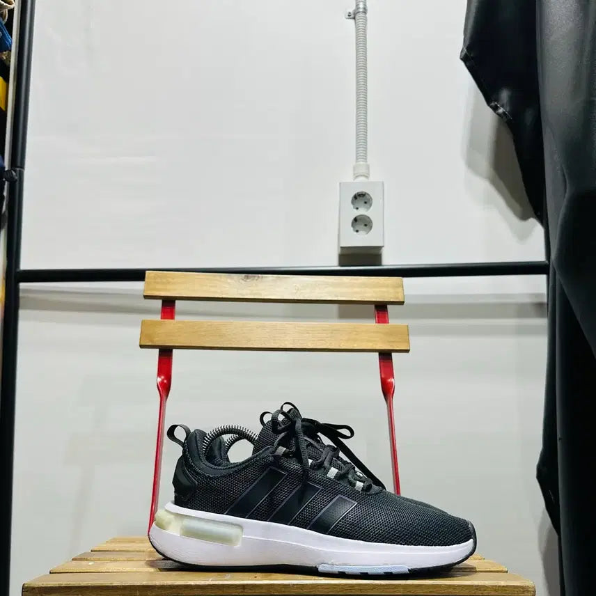 [BUNJANG] Adidas Racer TR23 Unisex Sneakers / 250) 아디다스 운동화 남녀공용 신발 레이서 TR23