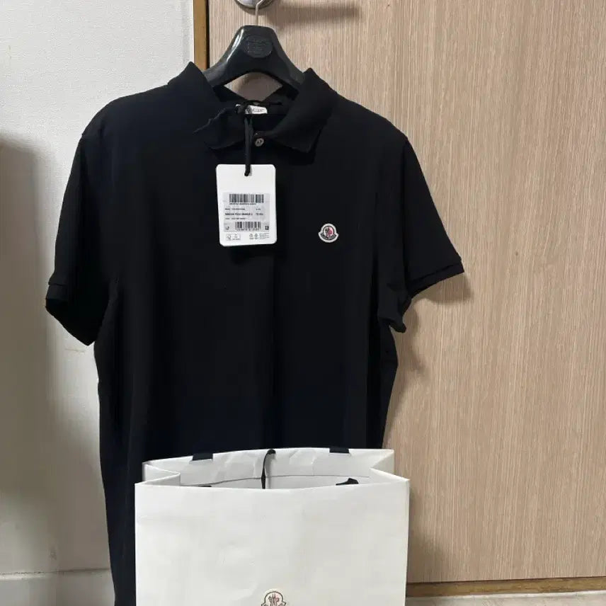 [BUNJANG] Moncler Short Sleeve Polo Shirt Black / 몽클레어 반팔 카라티 블랙