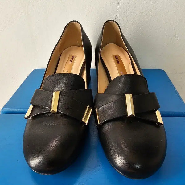 [BUNJANG] Ottom Women's Black Loafers with Gold Hardware / 오템 여성 구두 블랙 금장 장식 로퍼  235.  1회시착  새거수준