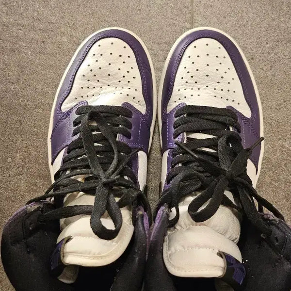 [BUNJANG] Air Jordan 1 High OG Court Purple (265mm) / 에어조던 1 하이 OG 코트 퍼플 265