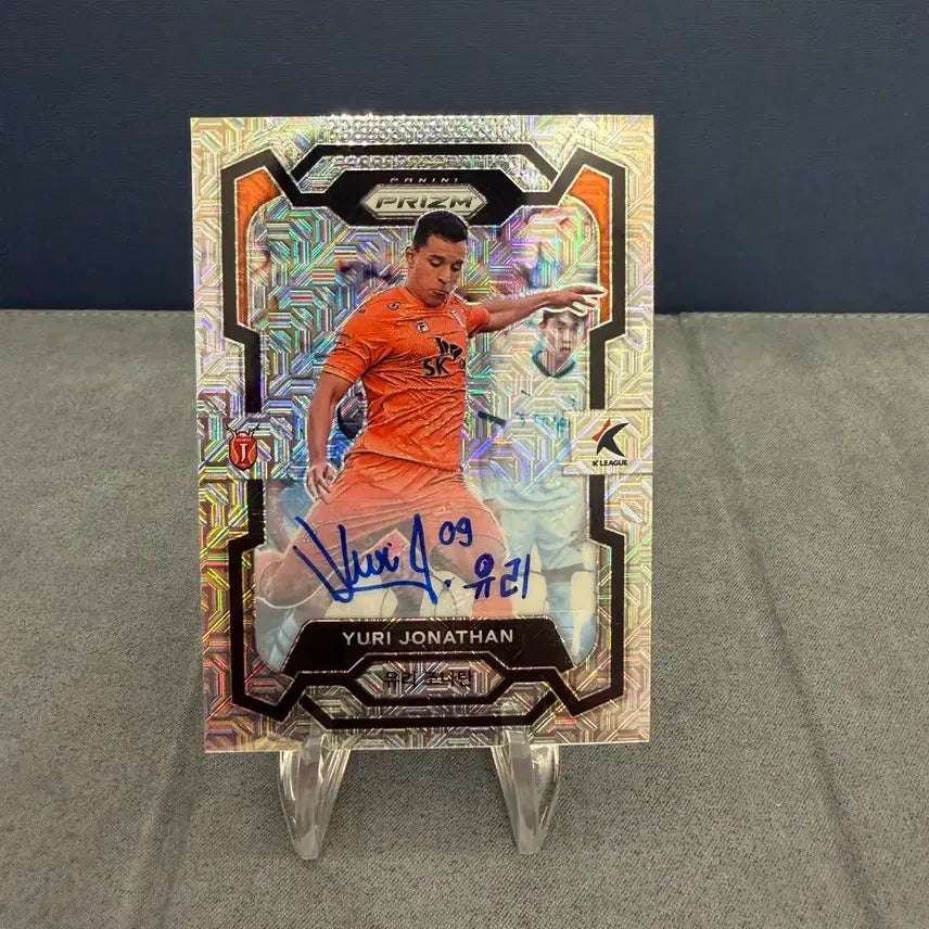 [BUNJANG] 2024 Panini K League Prism Jeju United Yuri Jonathan 25ct Auto Card / 2024 K리그 프리즘 제주 유리 조나탄 25한정 모조 오토 카드