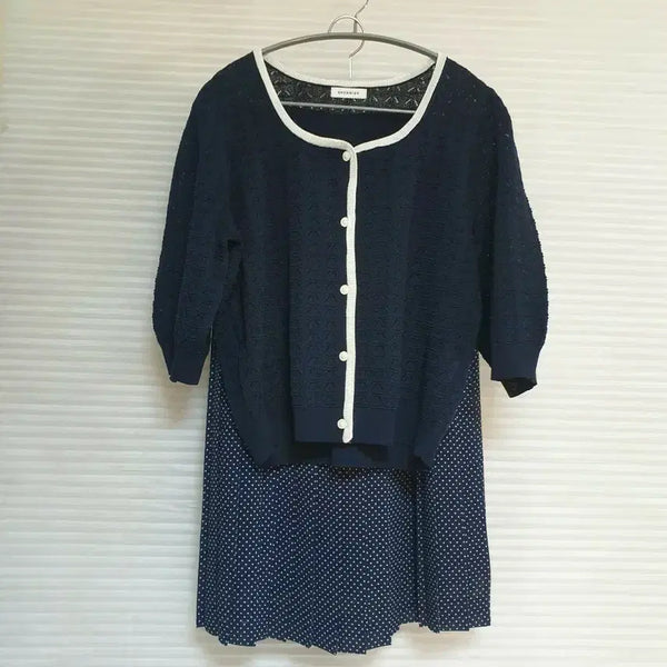 [BUNJANG] She's Miss Knit Cardigan & Chiffon Pleats Skirt Set / (셋업)쉬즈미스 니트가디건, 쉬폰 플리츠스커트