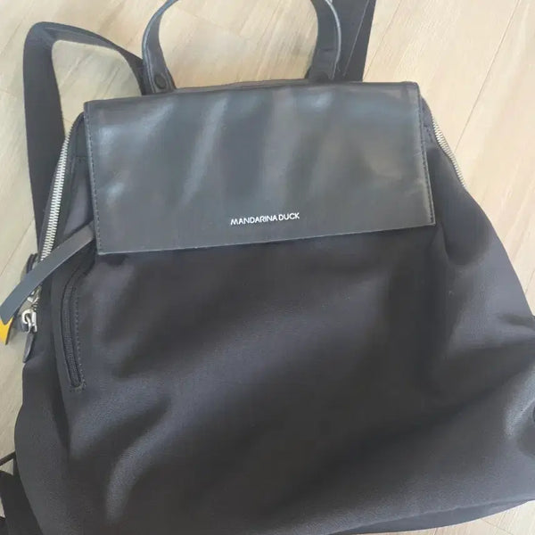 [BUNJANG] Mandarina Duck Black Backpack / 상태최고 만다리나덕 백팩 블랙