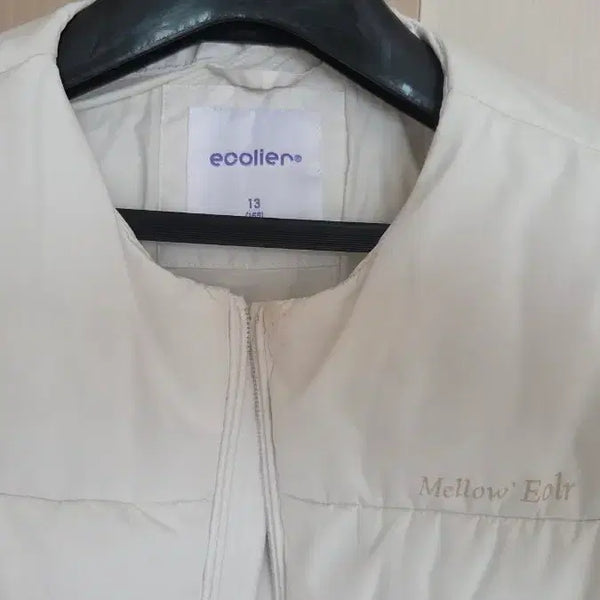 [BUNJANG] Ecolie Lightweight Padded Jacket Ivory Mellow'Eolr / 에콜리에 경량 패딩 아이보리 Mellow'Eolr