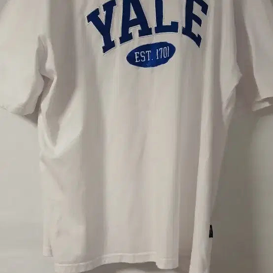 [BUNJANG] YALE EST. 1701 Short Sleeve T-Shirt White / YALE EST. 1701 반팔 티셔츠 화이트예일 YALE 흰색 반팔티