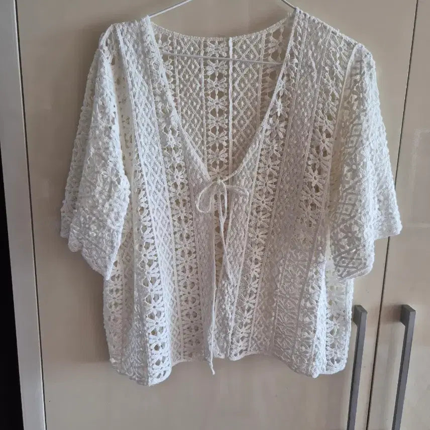[BUNJANG] White Lace Cardigan / 화이트 레이스 가디건