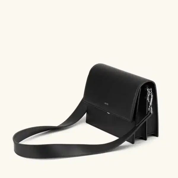 [BUNJANG] JW Pei Mini Flap Bag Black / (새상품)jw pei 쥬페이 미니 플랩백 블랙