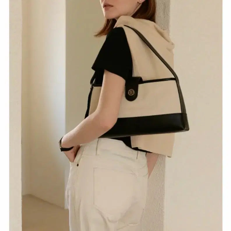 [BUNJANG] Depound Town Bag Hobo Shoulder Bag / 드파운드 타운백 호보