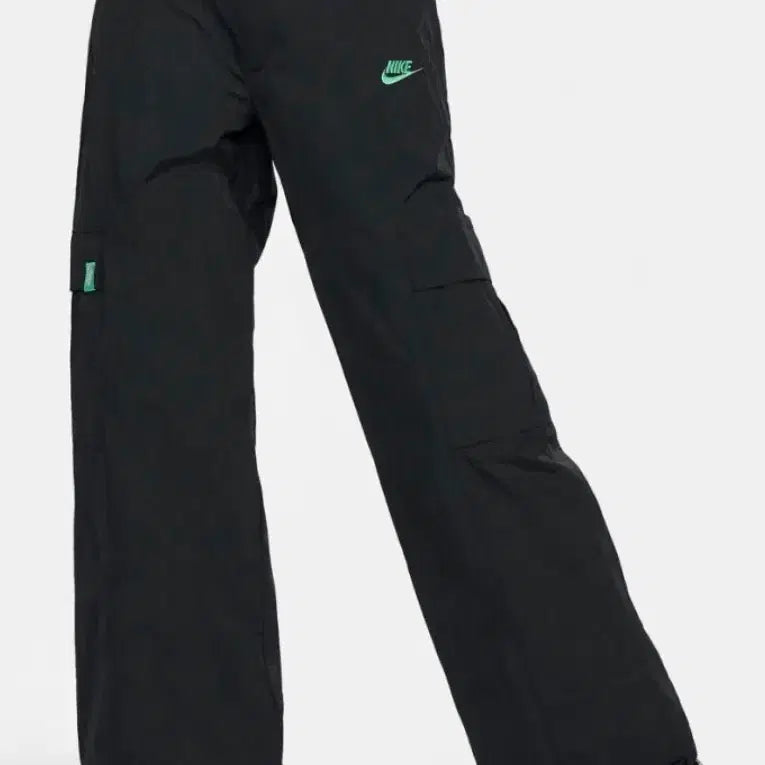 [BUNJANG] Nike High-Waisted Woven Cargo Pants (L) / (정품) 나이키 하이웨스트 우븐 카고 팬츠 L사이즈