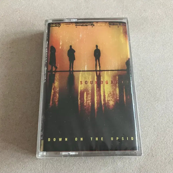 [BUNJANG] Soundgarden 5th Album Down on the Upside Unsealed Cassette Tape / 사운드가든 5집 Down on the Upside 미개봉 카세트테이프