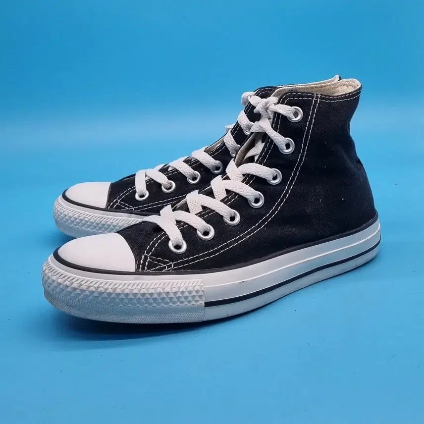 [BUNJANG] Converse Chuck Taylor All Star High Top Shoes (230mm) / k 컨버스 척테일러 여성하이탑230