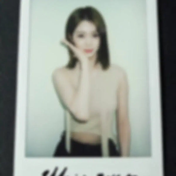 [BUNJANG] tripleS Soobin Signed Polaroid / tripleS 트리플에스 공유빈 싸인 폴라로이드
