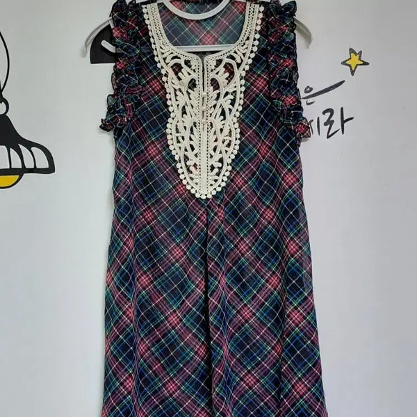[BUNJANG] Soobinie Lace Sheer Check Tunic Sleeveless Blouse / [새상품/택포] Soobinie 레이스 시어 체크 튜닉 민소매 블라우스