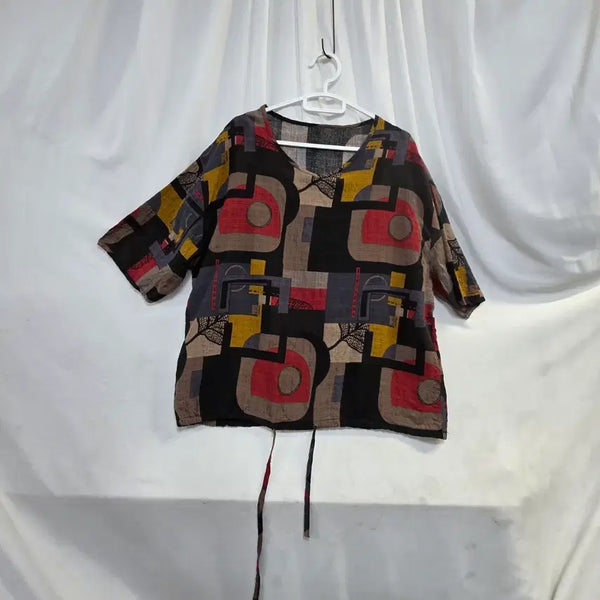 [BUNJANG] Patterned V-Neck Half-Sleeve T-Shirt / 패턴 브이넥여성 5부 반팔