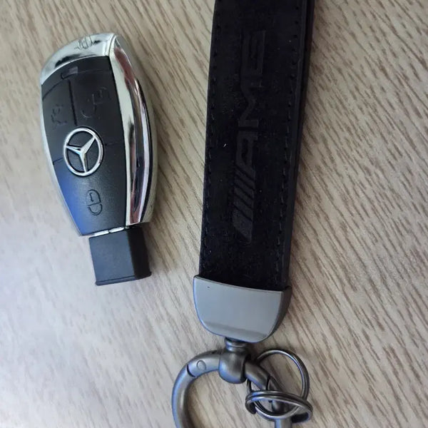 [BUNJANG] Mercedes-Benz AMG Alcantara Leather Keyring Holder / 미사용 알칸타라 가죽 벤츠 AMG 키링 키홀더 열쇠고리